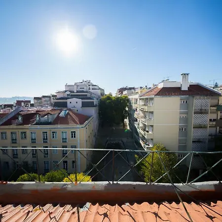 Appartamento Quiet And Sunny Lisbona